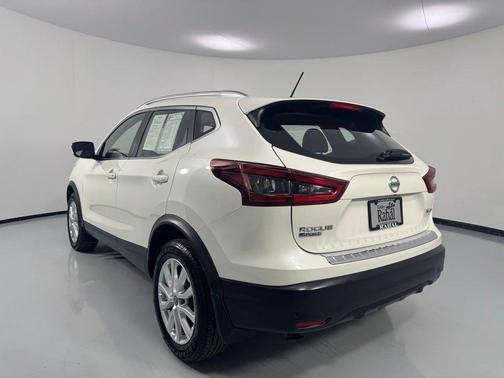Pearl White Tricoat 2021 Nissan Rogue Sport SV