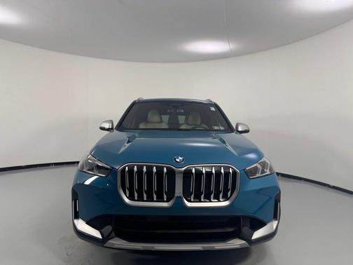 Blue Bay Lagoon Metallic 2023 BMW X1 xDrive28i
