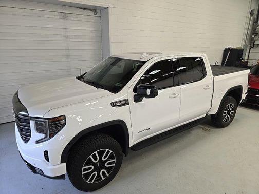 2022 GMC Sierra 1500 AT4