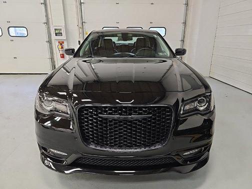 2021 Chrysler 300 Touring