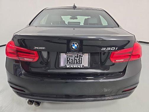 2018 BMW 330 xDrive