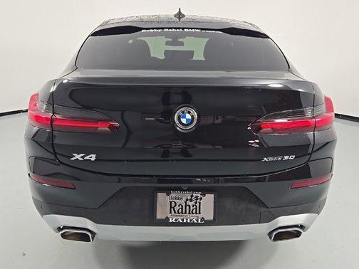2025 BMW X4 xDrive30i