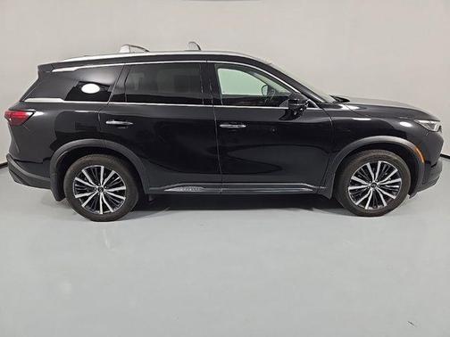 2025 INFINITI QX60 SENSORY