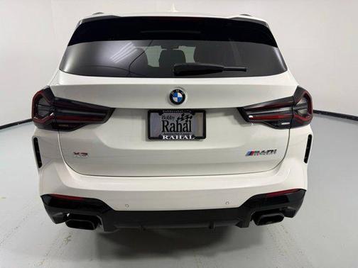 2023 BMW X3 M40i