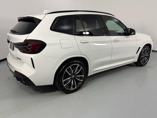 2023 BMW X3 M40i