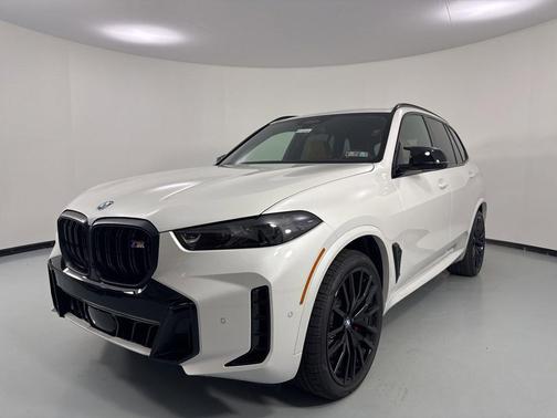 Mineral White Metallic 2026 BMW X5 M60i