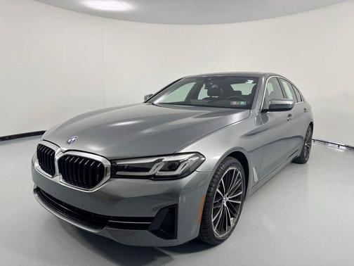Skyscraper Gray Metallic 2023 BMW 530 i xDrive