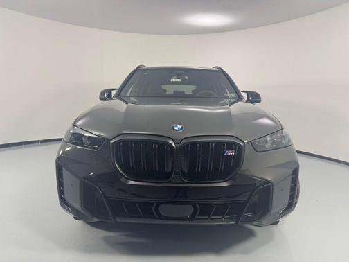 Dravit Grey Metallic 2026 BMW X5 M60i