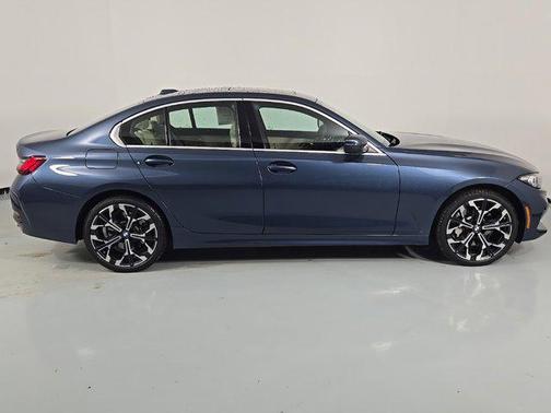 2025 BMW 330 xDrive