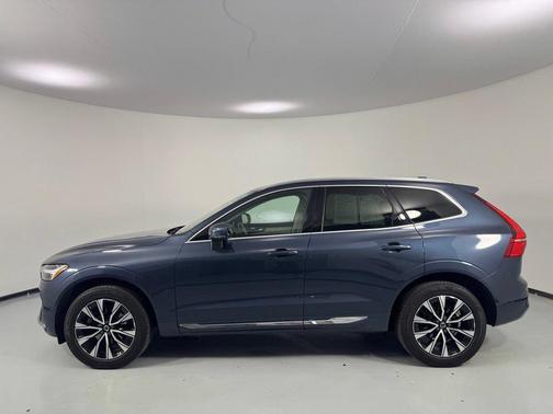 Denim Blue Metallic 2023 Volvo XC60 B5 Plus Bright Theme