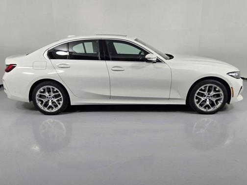 2025 BMW 330 xDrive