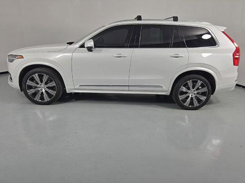 2023 Volvo XC90 B6 Ultimate 6-Seater