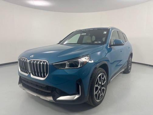 Blue Bay Lagoon Metallic 2025 BMW X1 xDrive28i