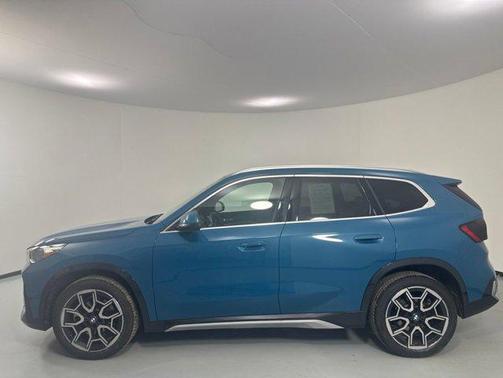 Blue Bay Lagoon Metallic 2025 BMW X1 xDrive28i