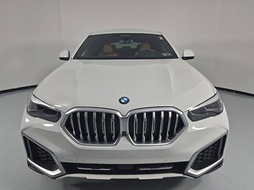 2021 BMW X6 xDrive40i