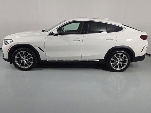 2021 BMW X6 xDrive40i
