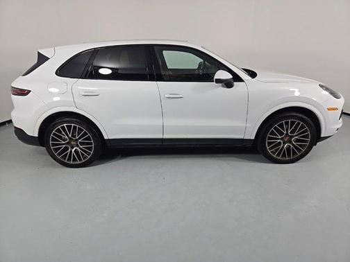 2020 Porsche Cayenne Cayenne