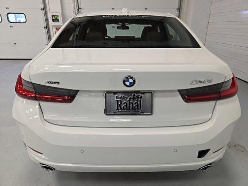 2024 BMW 330 i xDrive