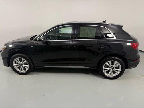 2022 Audi Q3 45 S line Premium Plus
