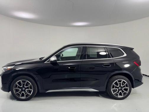 Jet Black 2024 BMW X1 xDrive28i