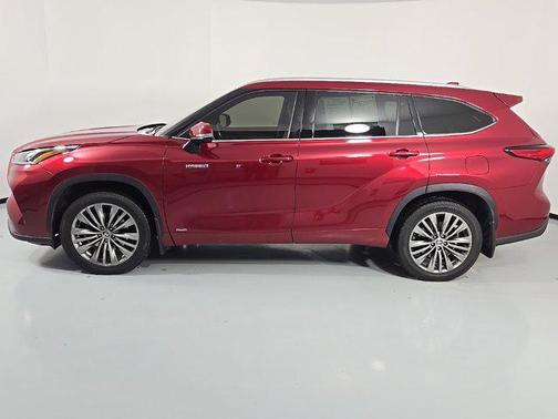 2021 Toyota Highlander Hybrid Platinum
