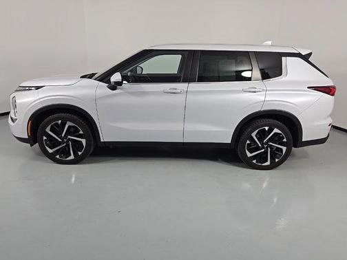 2022 Mitsubishi Outlander ES 2.5 S-AWC