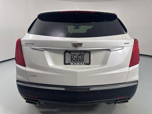 Crystal White Tricoat 2019 Cadillac XT5 Luxury