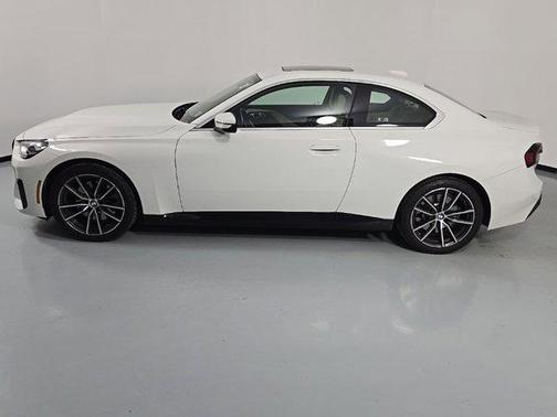 2023 BMW 230 i xDrive