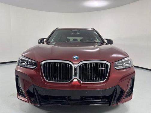 Aventurin Red Metallic 2024 BMW X3 M40i