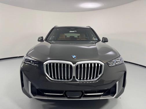 Dravit Grey Metallic 2026 BMW X5 xDrive40i