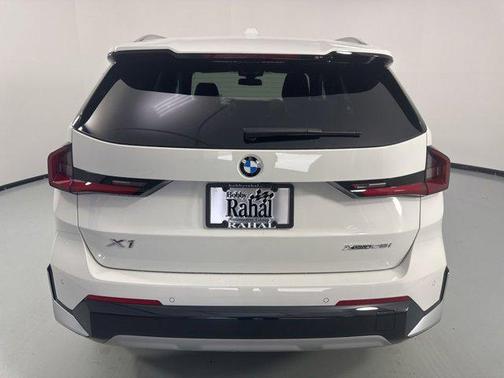 Alpine White 2026 BMW X1 xDrive28i