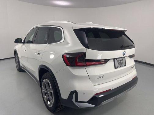 Alpine White 2026 BMW X1 xDrive28i