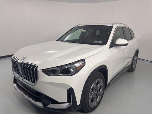 Alpine White 2026 BMW X1 xDrive28i