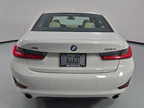 2019 BMW 330 xDrive