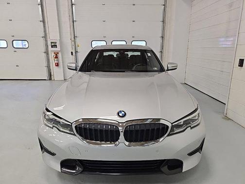 2019 BMW 330 xDrive