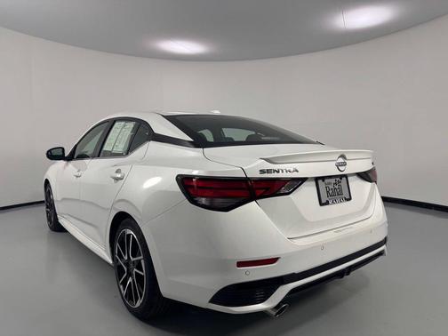 Aspen White Tricoat 2024 Nissan Sentra SR