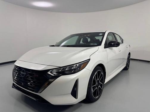 Aspen White Tricoat 2024 Nissan Sentra SR