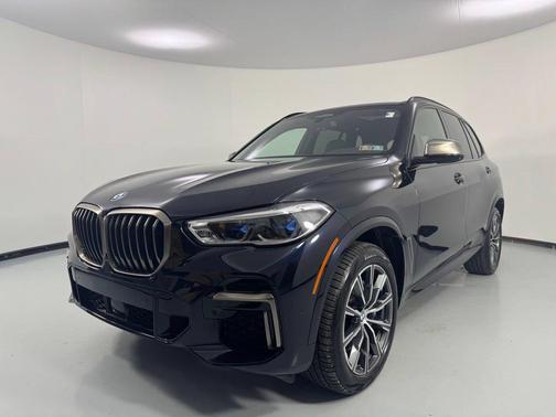 Carbon Black Metallic 2022 BMW X5 M50i