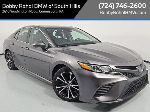 2019 Toyota Camry Hybrid SE