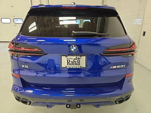2024 BMW X5 M60i