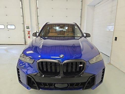 2024 BMW X5 M60i