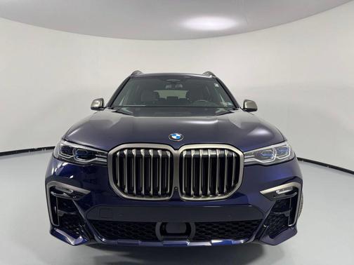 Tanzanite Blue II Metallic 2021 BMW X7 M50i