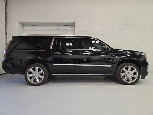 2016 Cadillac Escalade ESV Premium