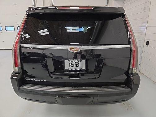 2016 Cadillac Escalade ESV Premium
