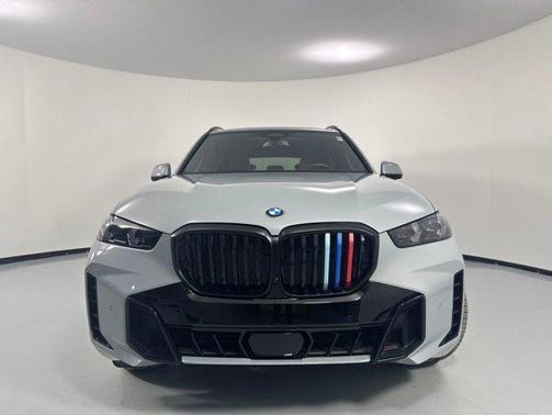 Brooklyn Grey Metallic 2024 BMW X5 xDrive40i