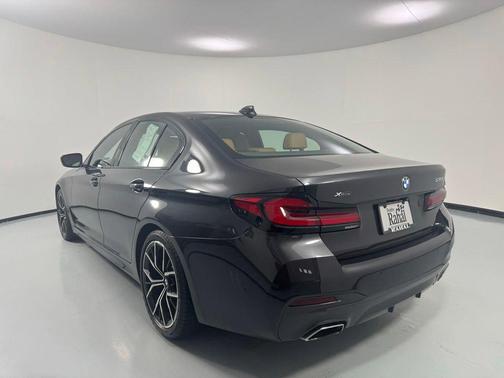 Dark Graphite Metallic 2023 BMW 530 i xDrive