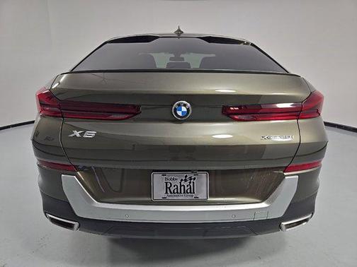 2023 BMW X6 xDrive40i