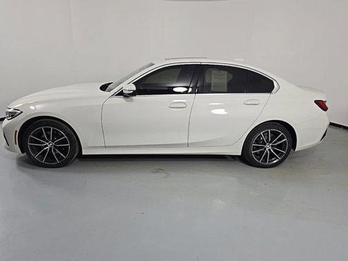 2021 BMW 330 xDrive