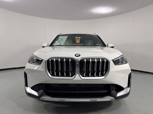 Alpine White 2026 BMW X1 xDrive28i