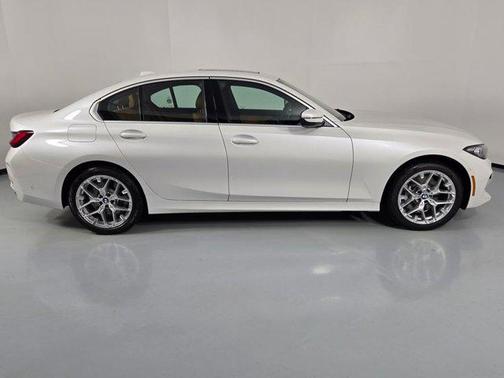 2026 BMW 330 i xDrive